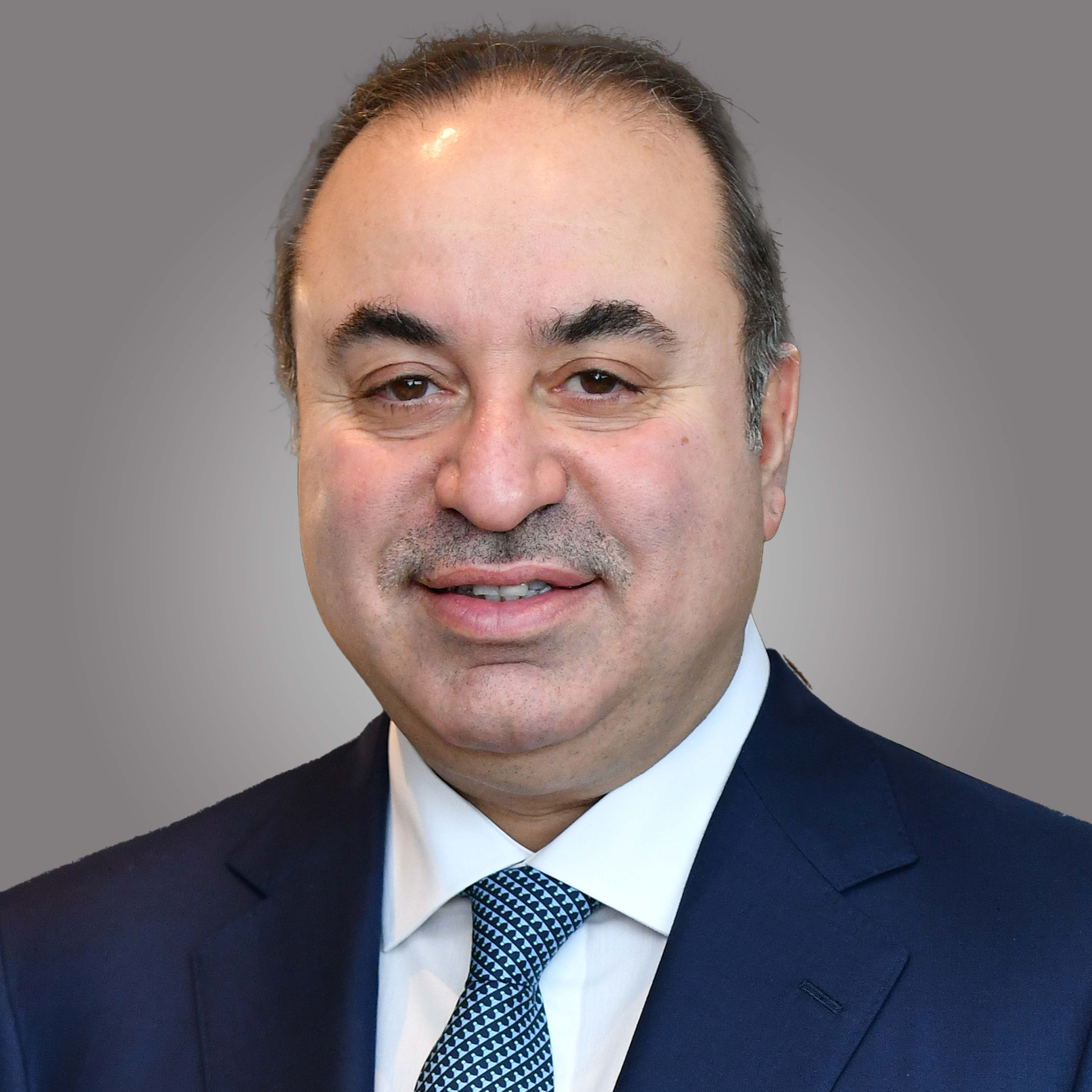 yatırımcı ilişkileri kurumsal bilgiler yonetim kurulu üyeleri Omer Hussain Alfardan  görseli